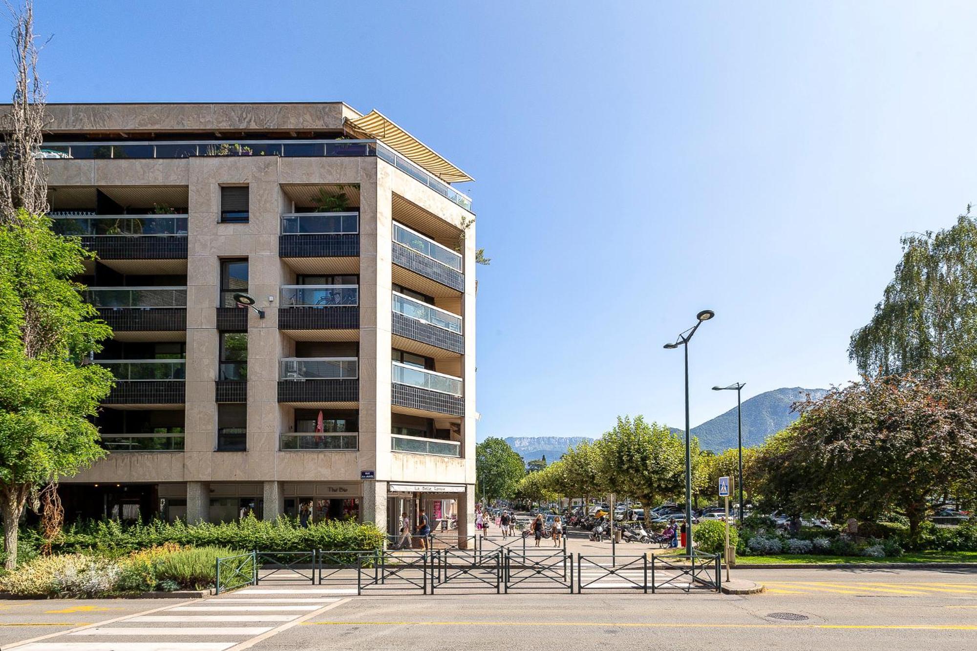 Appartement Moderne Au Coeur D'Annecy - A Deux Pas Du Lac Et De La Vieille Ville Dış mekan fotoğraf