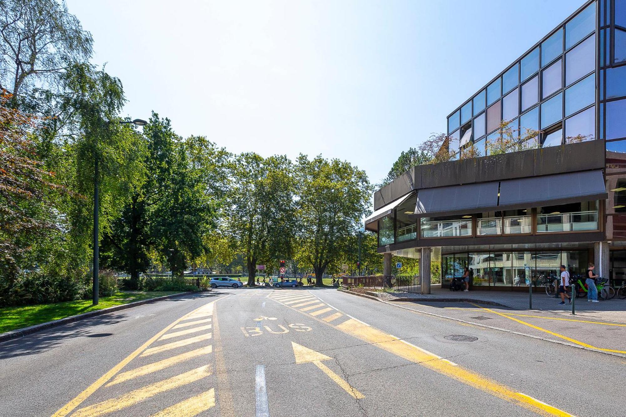 Appartement Moderne Au Coeur D'Annecy - A Deux Pas Du Lac Et De La Vieille Ville Dış mekan fotoğraf